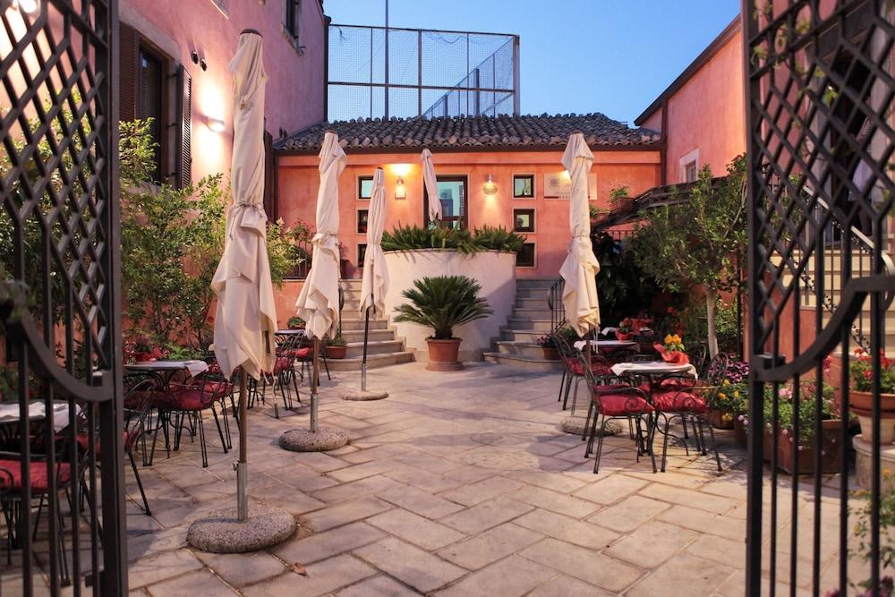 Hotel Il Barocco Ragusa Bagian luar foto