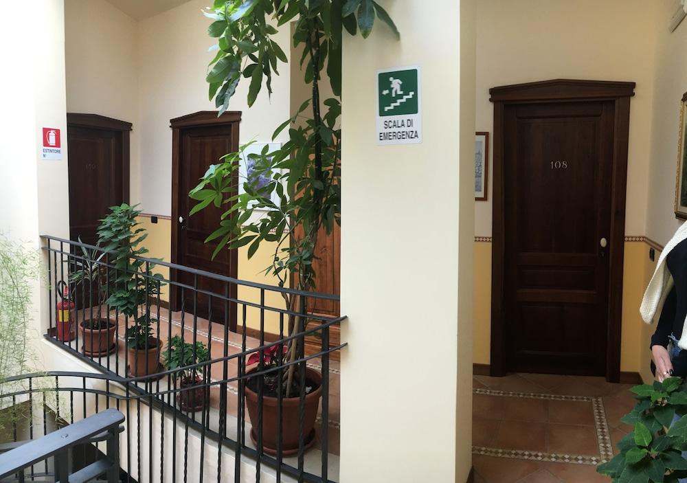 Hotel Il Barocco Ragusa Bagian luar foto